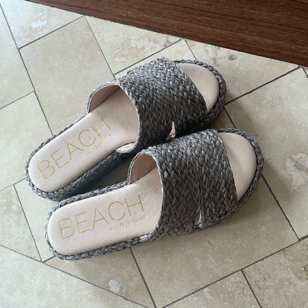 Woven beach sandal with 1-inch platform